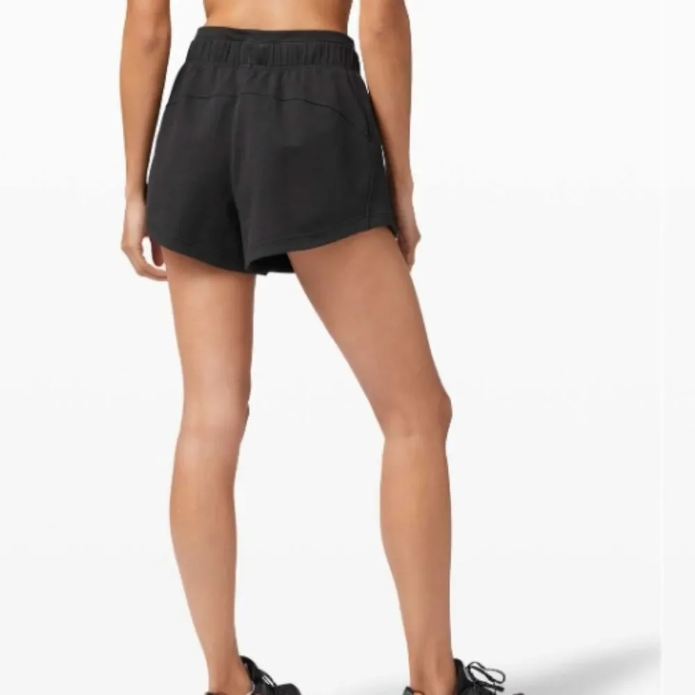 Lululemon Inner Glow Short 3" Terry Black Size 14 Womens Plus Pockets - Picture 3 of 16